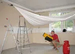 Як натягують натяжні стелі – інструкція по натягуванню полотна